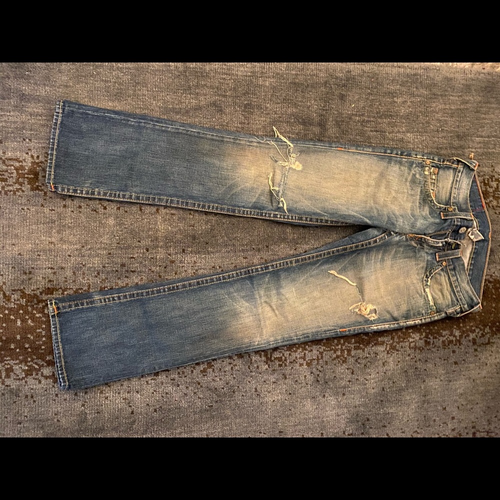 True Religion - Picture 2 of 2